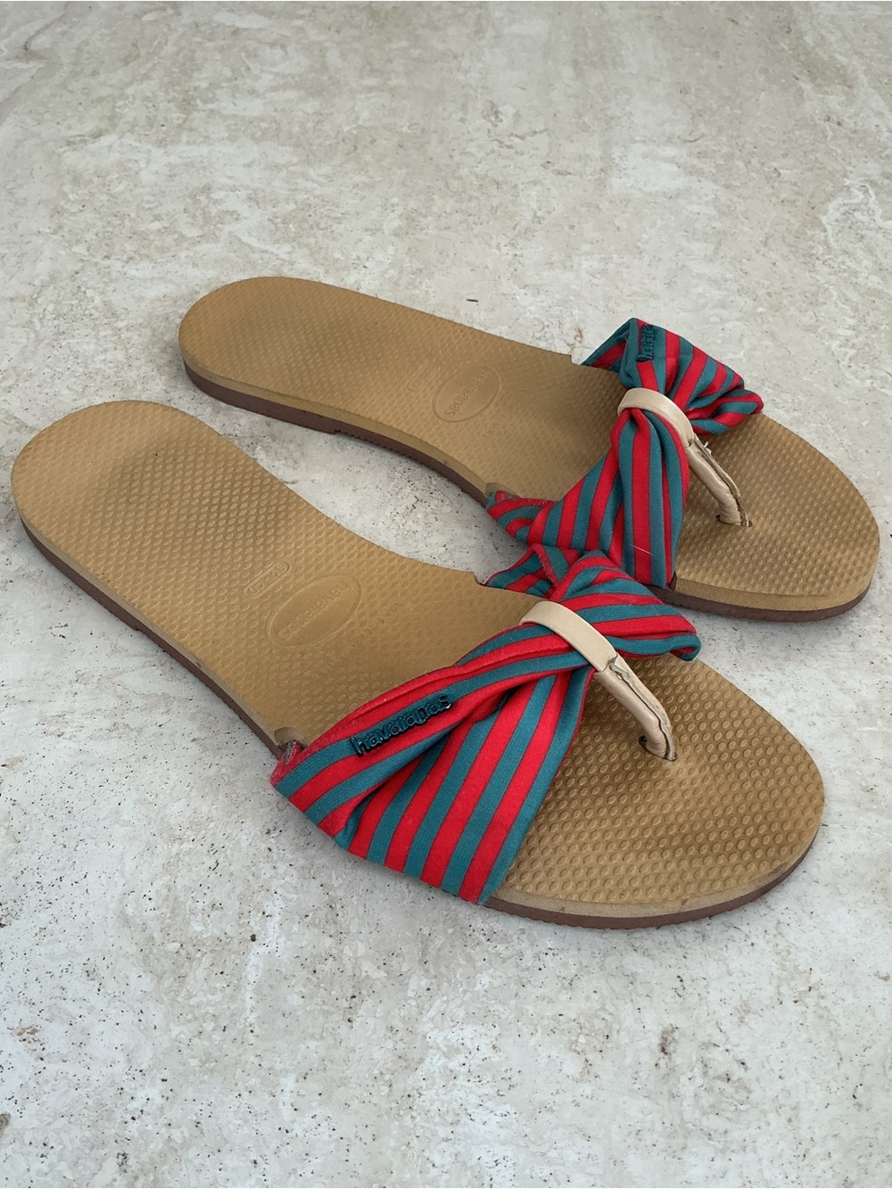 Havaianas Flip Flops - Size 9/10